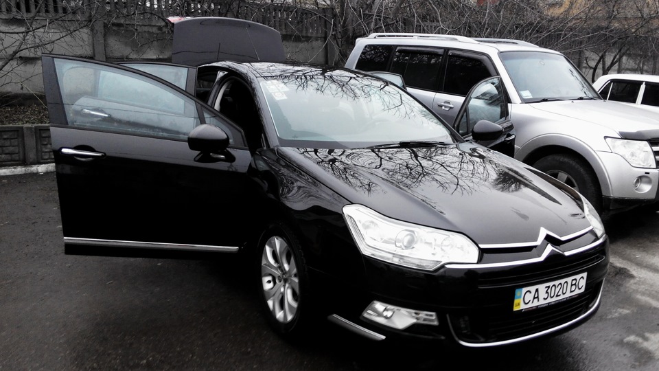 Продаю CITROEN C5 4