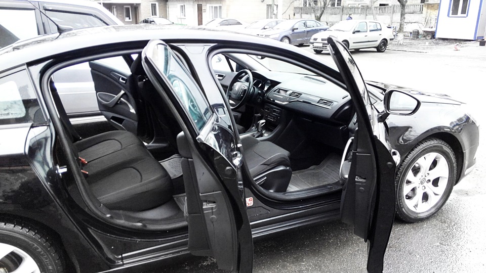 Продаю CITROEN C5 1