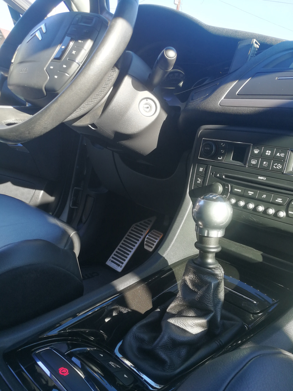 Ручка КПП від Renault Laguna GT 4