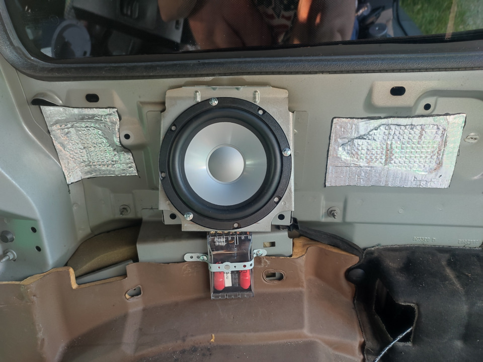 Трохи басу 4