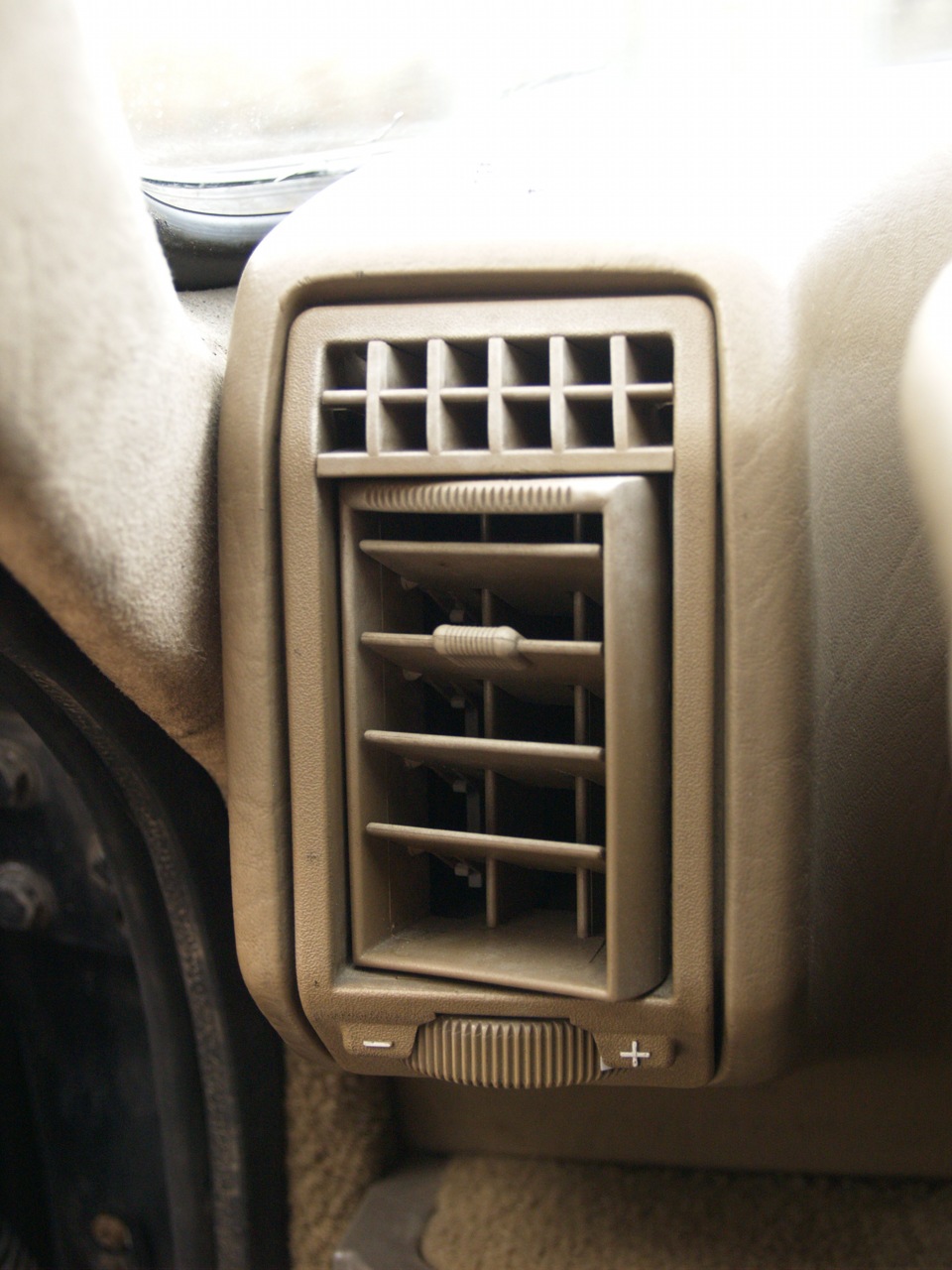 Interior 4
