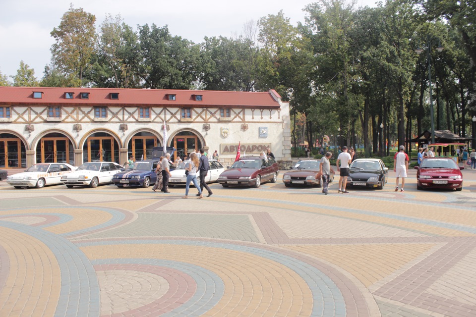 Ралі ретроавтомобілів у Харкові та зліт Сітроєнов відбулися! 3