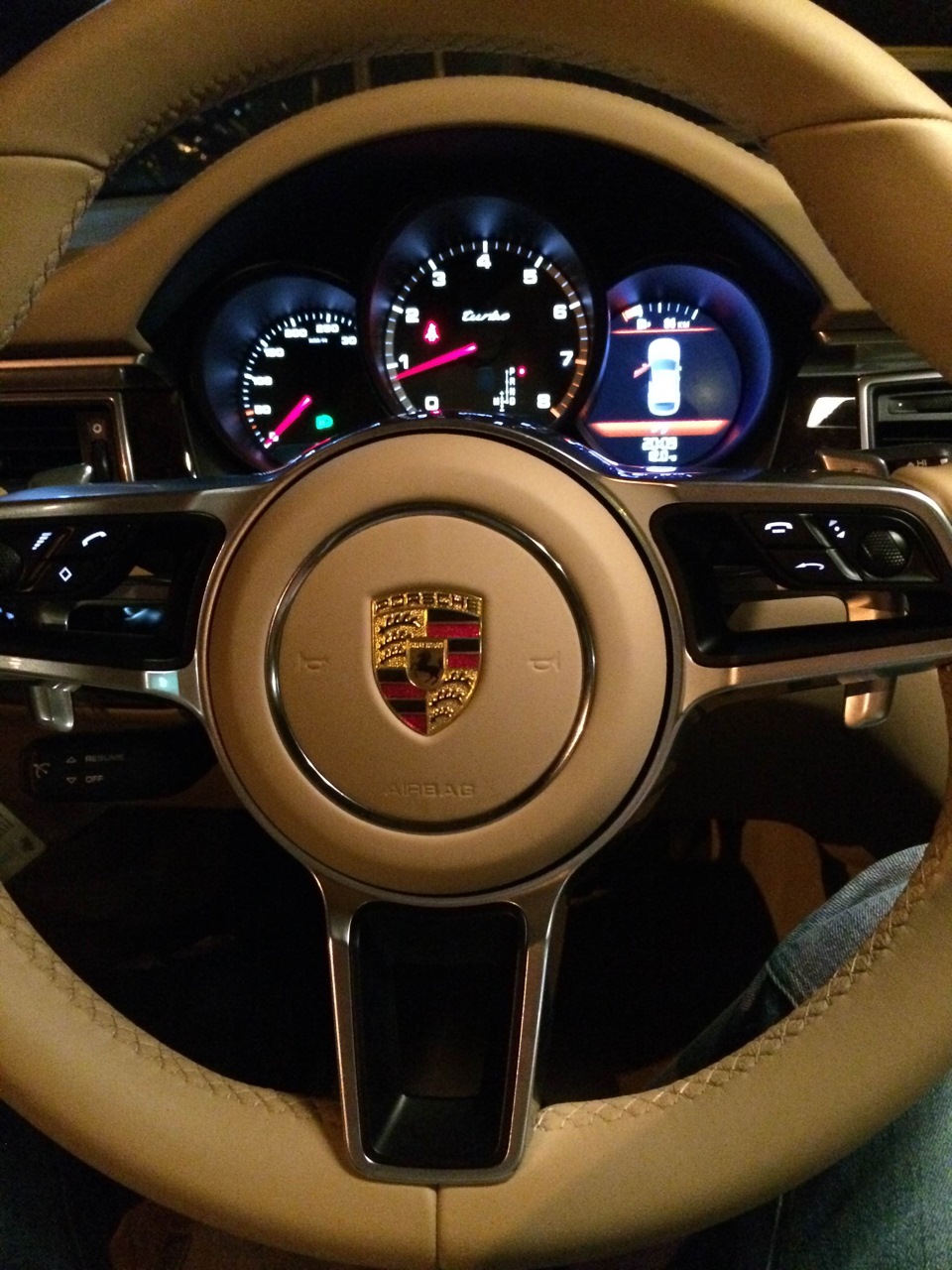 Протестували Porsche Macan Turbo 4