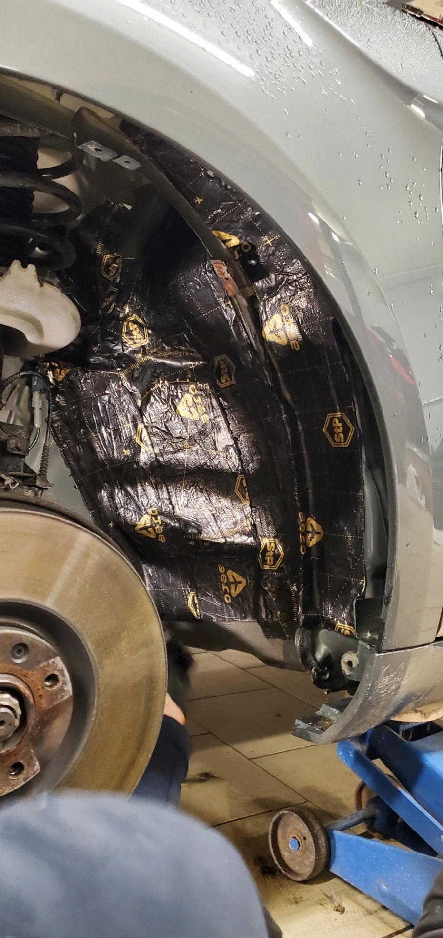 Шумо вібро ізоляція зовнішньої частини арок, підкрилок 2