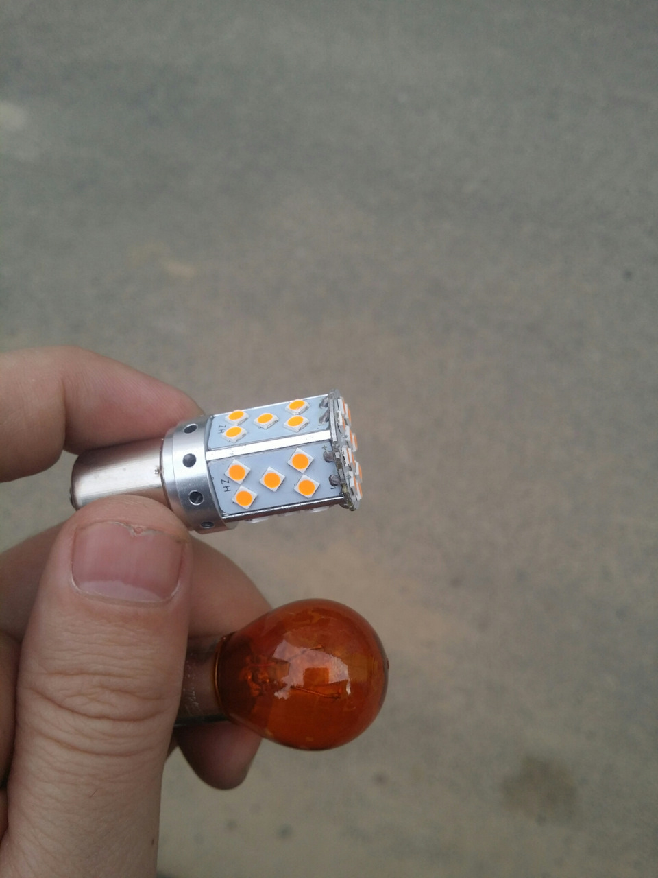 LED PY21W задні поворотники 1