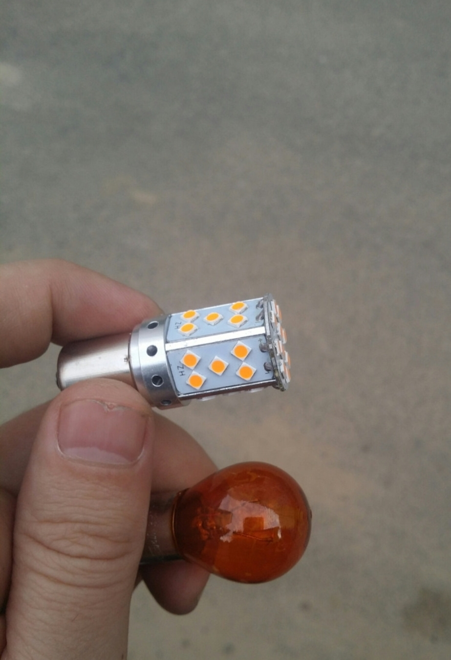 LED у задніх поворотах прожили 3 місяці 1