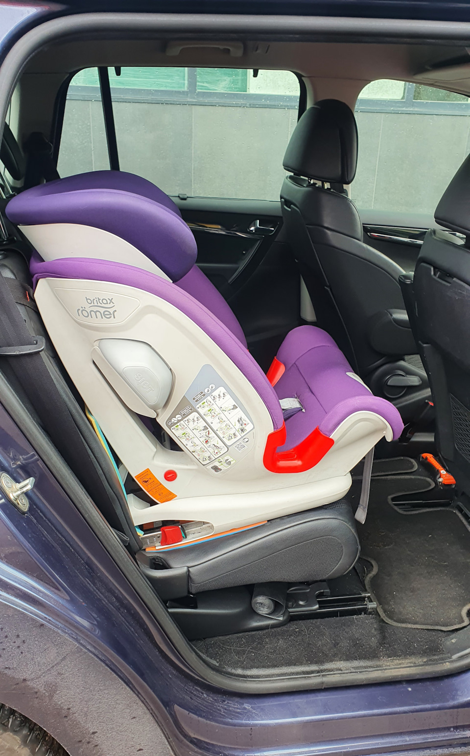 Вибір та досвід експлуатації автокрісла Britax Romer 4