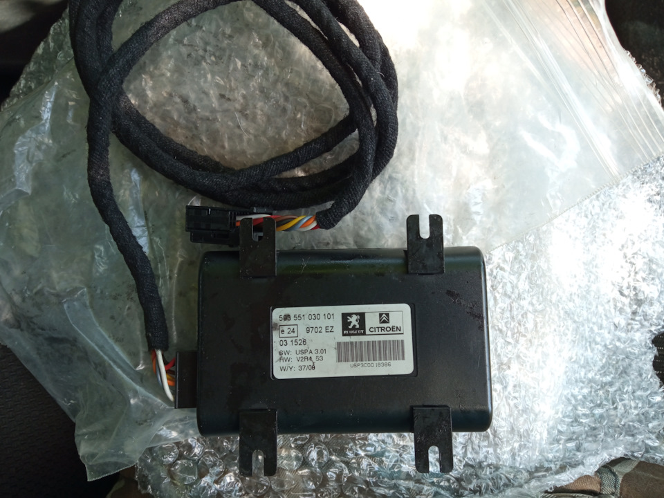 Нііїштяяк! Звук з USB на RNEG магнітолі. 9702.EZ 1