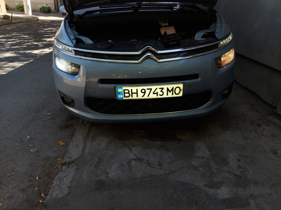Заміна h7 в головному ближньому, без лінз 4
