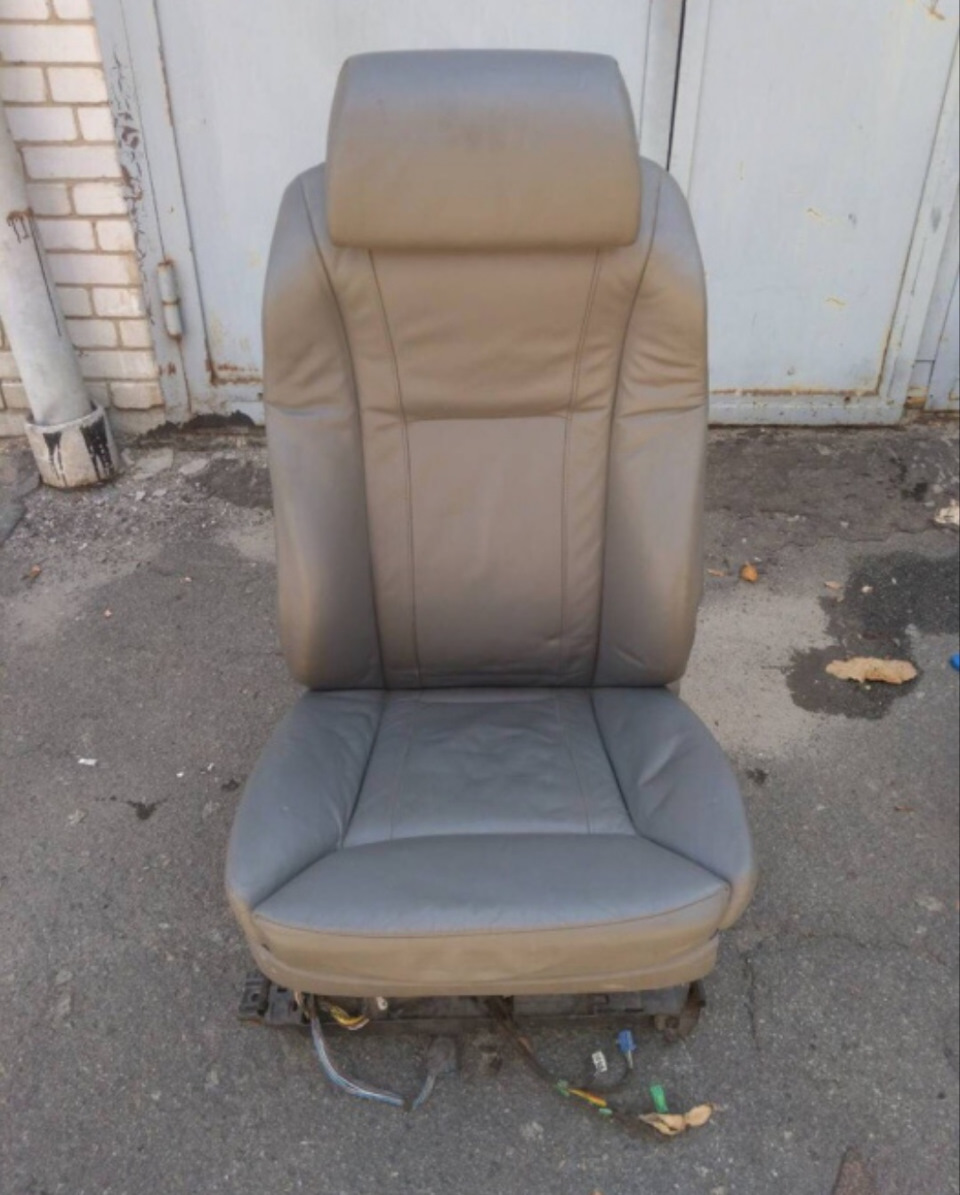 Сидіння від BMW Е65 1