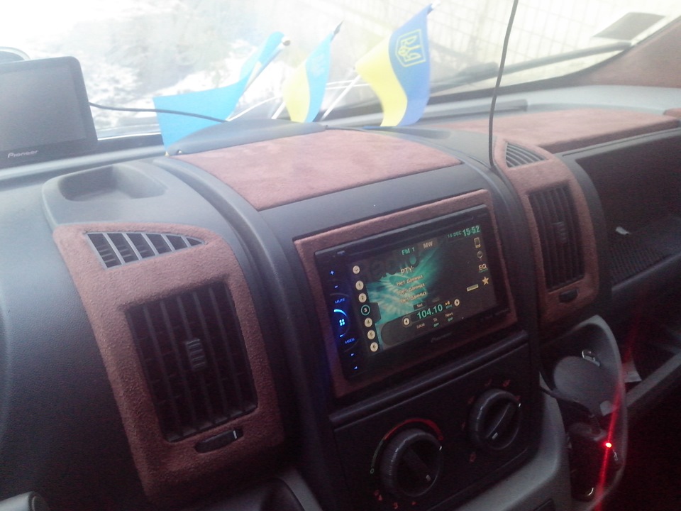 Алькантара в салон трохи 1