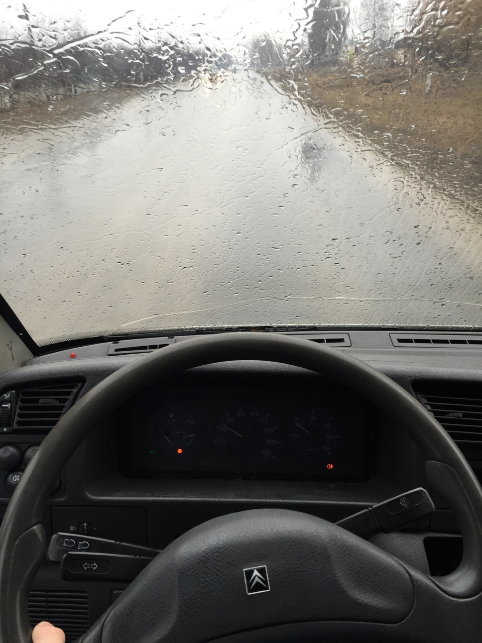 Зламався моторчик двірників 1