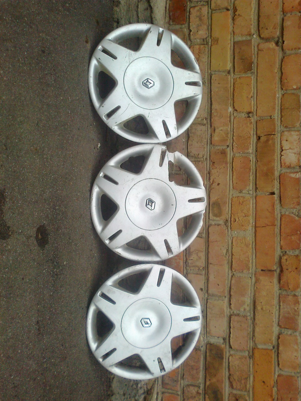Продам 3