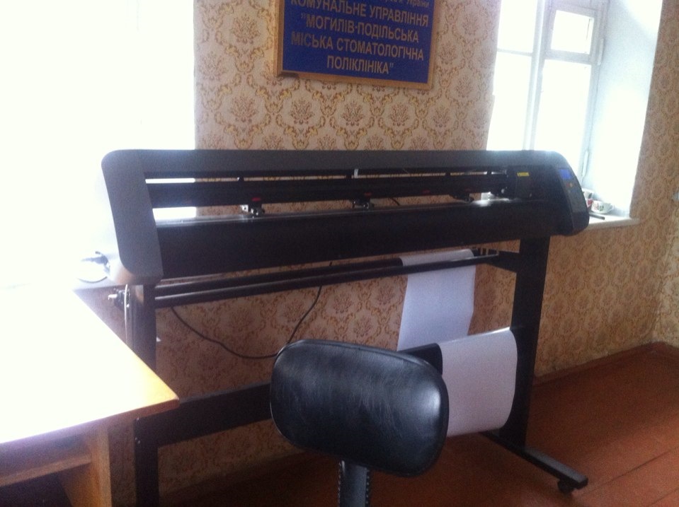 Пару наліпок на вікна 3