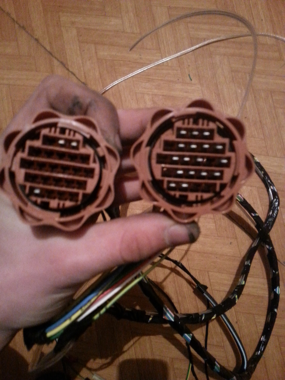 Установка ел.склопідйомників ч1 3