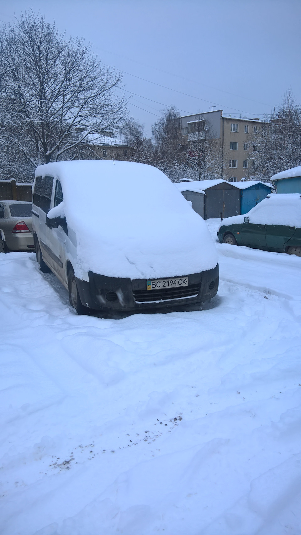 Сніговик ⛄, ​​зачекався. Просто фото на згадку. 1