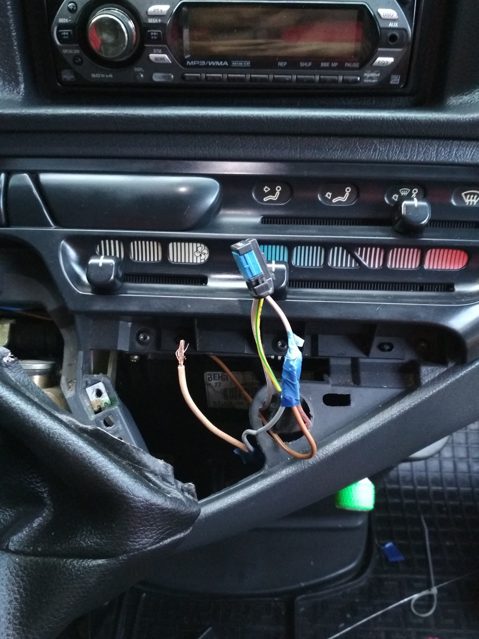 Додатковий прикурювач 5