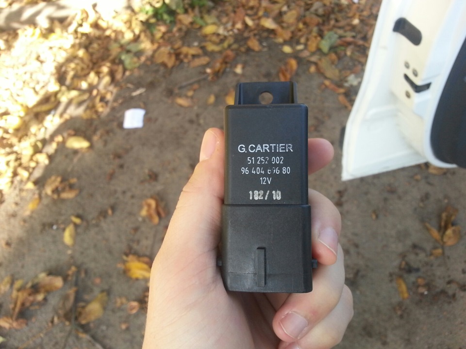Продам реле свічок розжарення 51 252 002 96 404 696 80 (Citroen, Peugeot, Fiat glow plug relay) 1