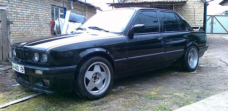BMW e30 5