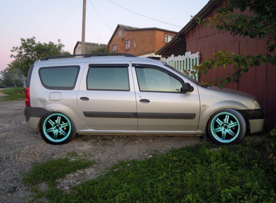 Low Logan 1