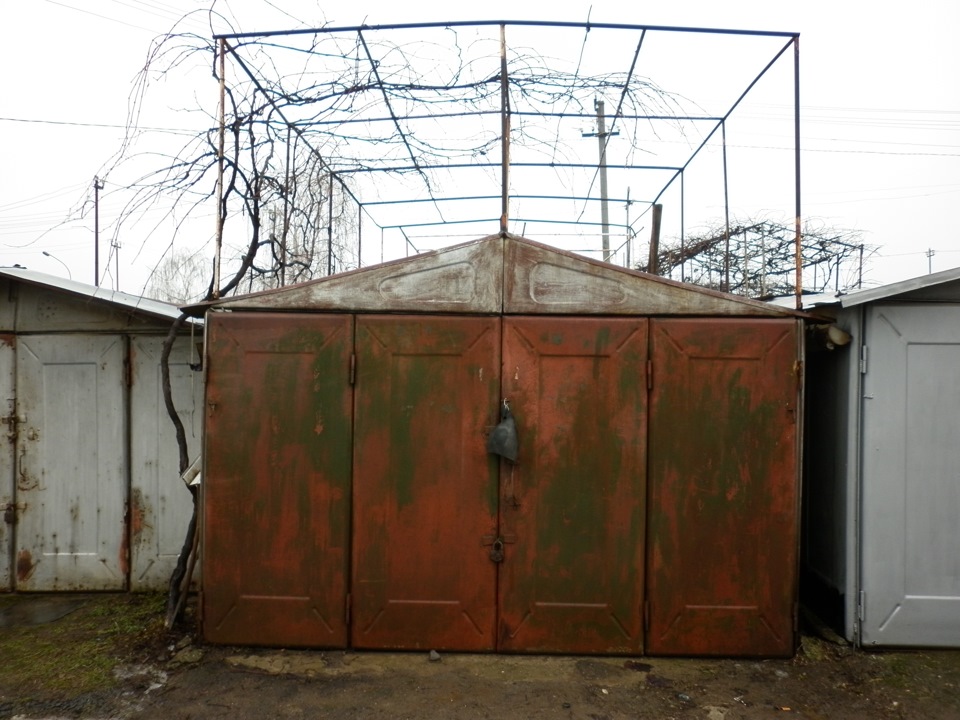 Продам гараж у м. Мукачеві 1