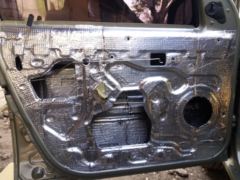 Дачія Логан та автозвук 1