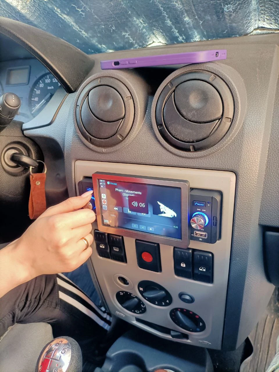 1Din PHYEE F158W магнітола з бездротовим Android auto та Apple carplay