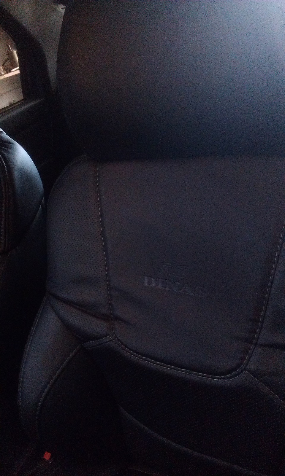 Dinas Рекаро RS 1