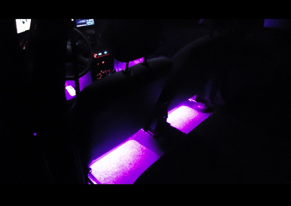 Заміна підсвічування салону 1