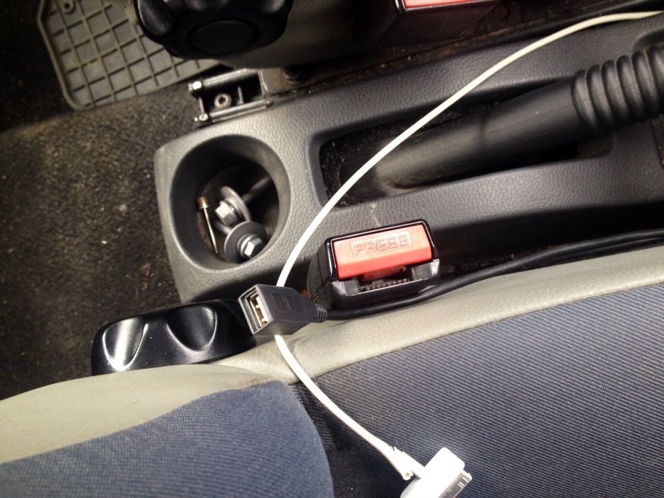 Hands Free & Alpine CDE-178bt & Apple iPhone 4s 3