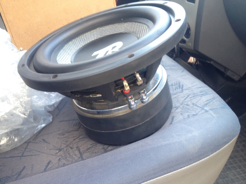 Новий саб від Power Acoustic 3