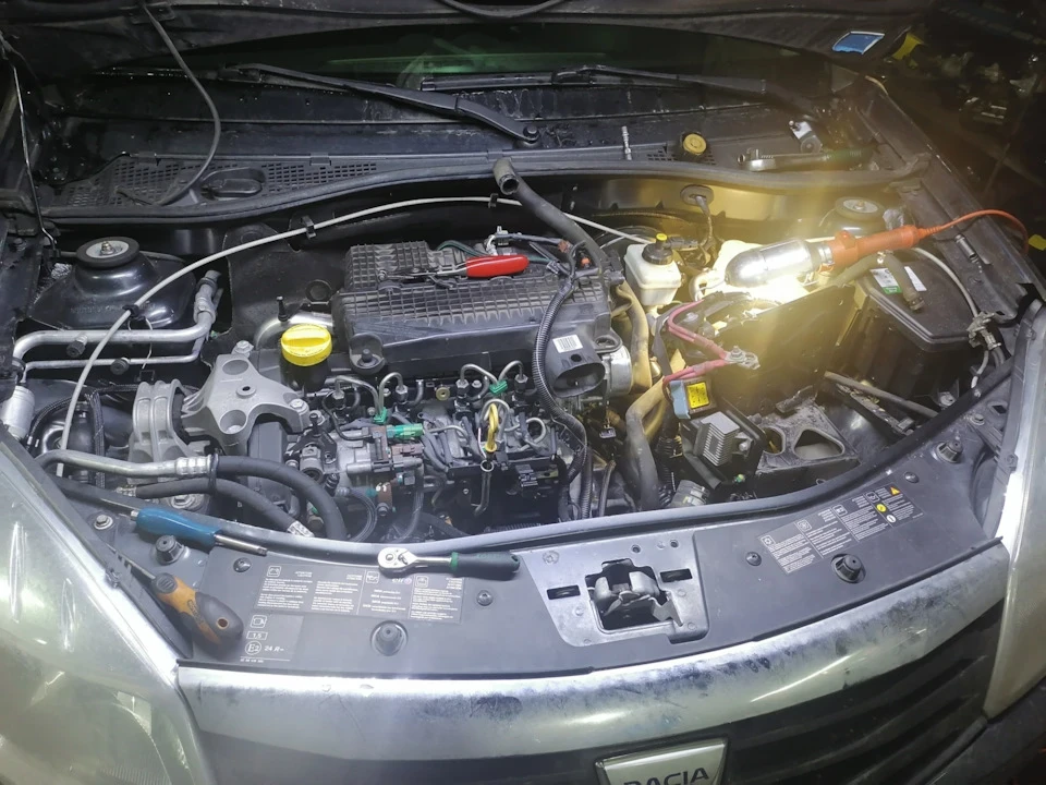 Термостат Sandero 1.5dci