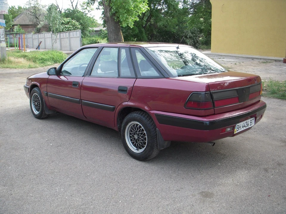 Просто фото автомобіля