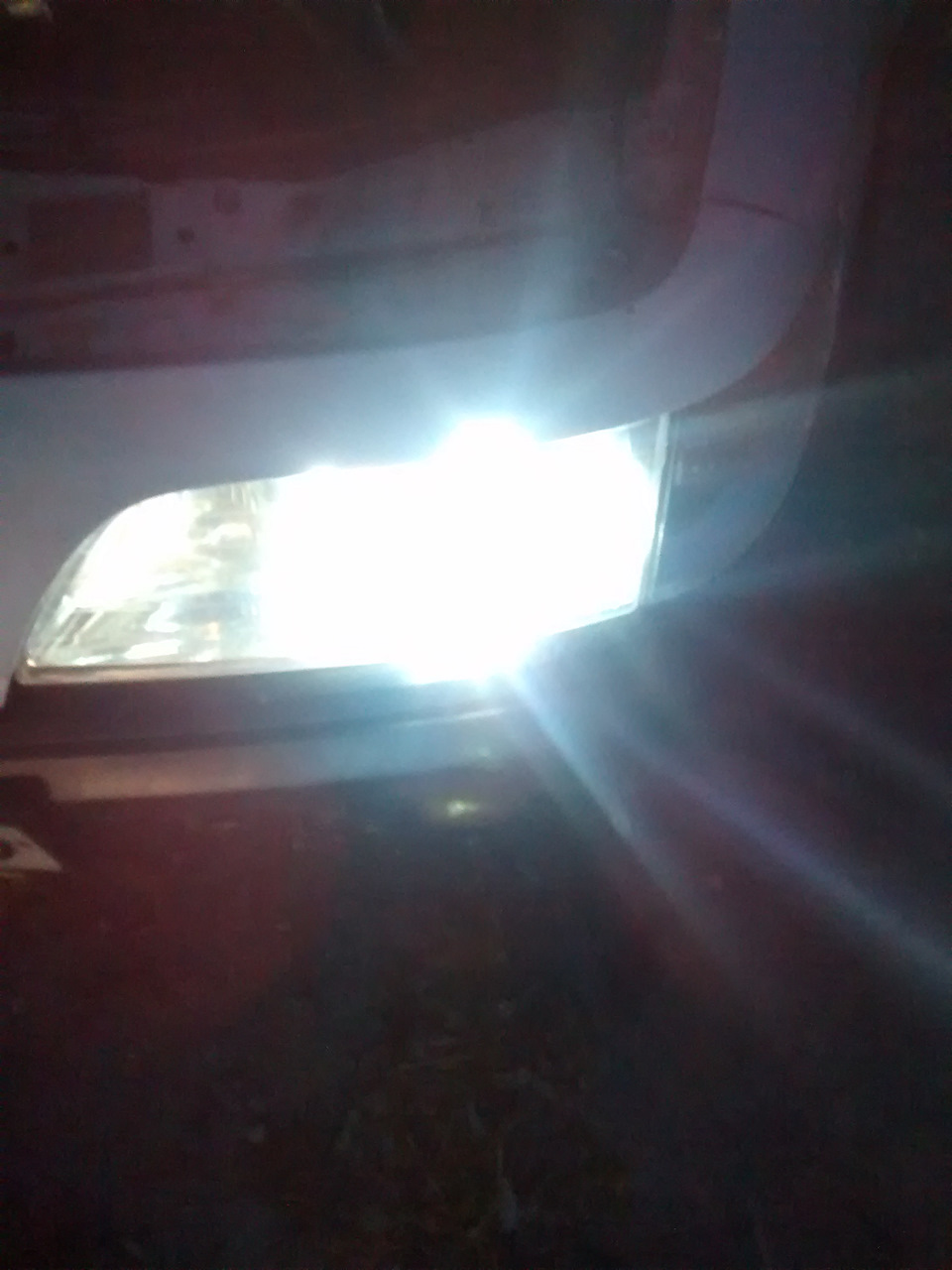 LED у ближнє та дальнє світло. 3