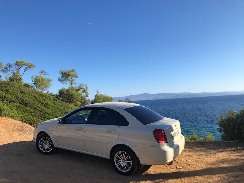 🚗 🌊 3