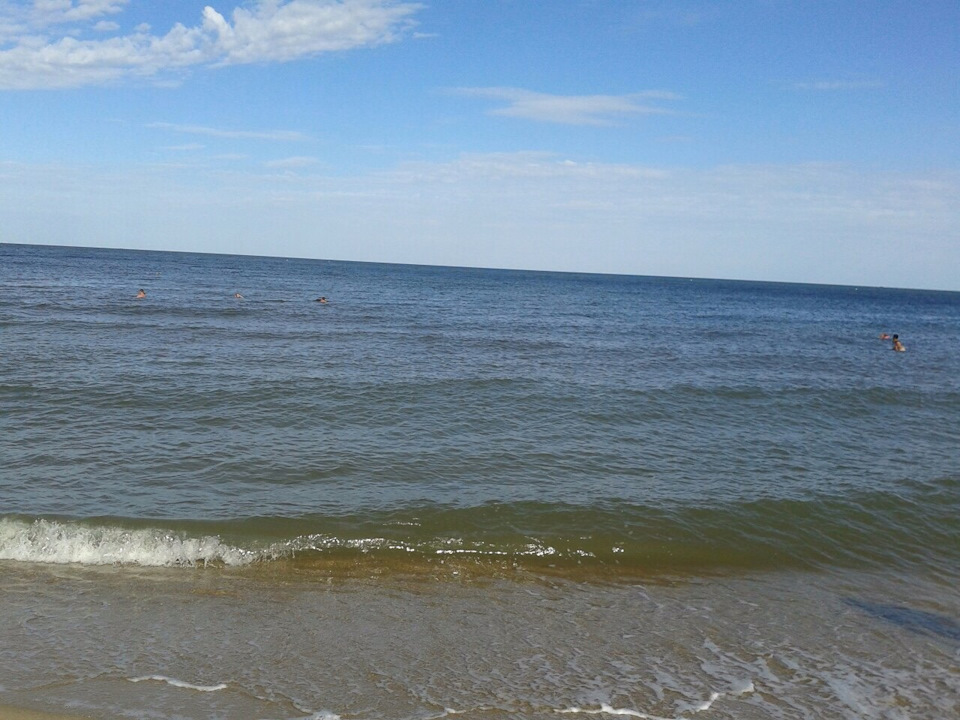 А вона на морі! :-) 1