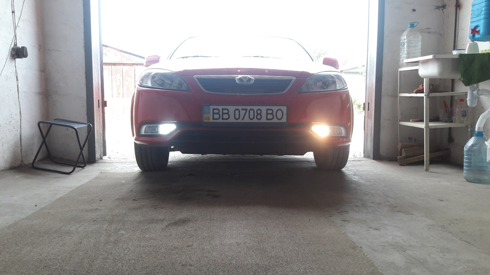 LED Лампи в ДХО та магніт для телефону 3
