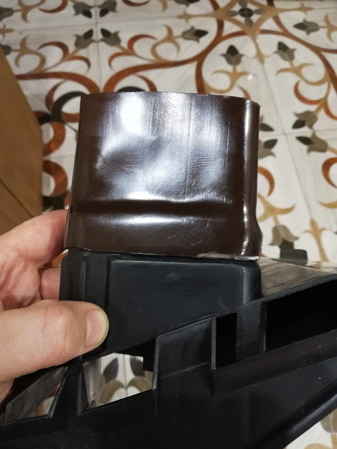 Шви підлоги та встановлення обдування ніг задніх пасажирів 1