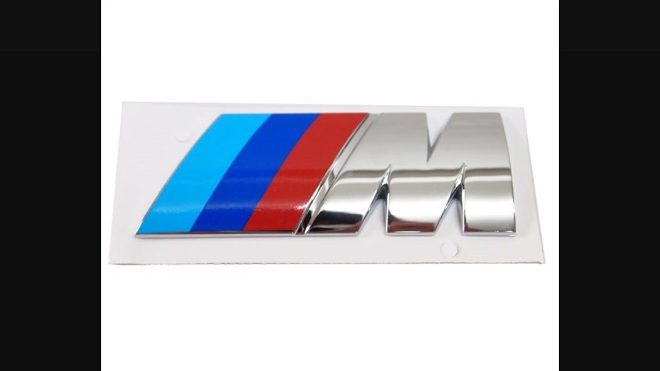 Перетягнув кермо BMW M3 1982 року випуску 4