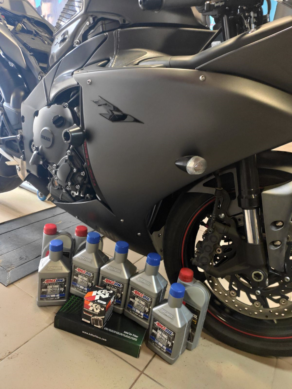 Нова іграшка YAMAHA R1 RN22 `13 | AMSOIL 2