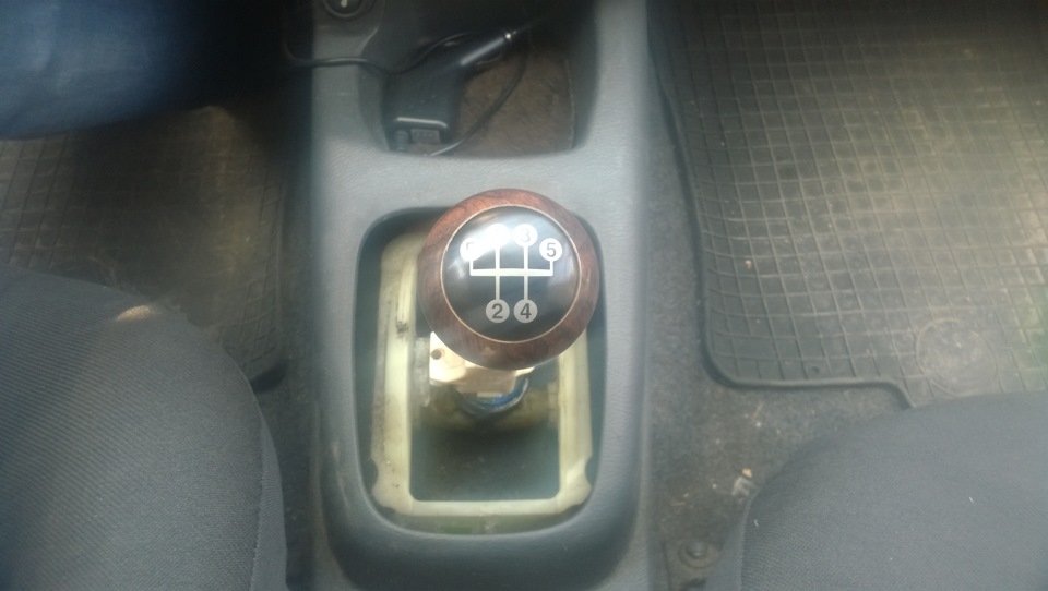 Ручка КПП 2