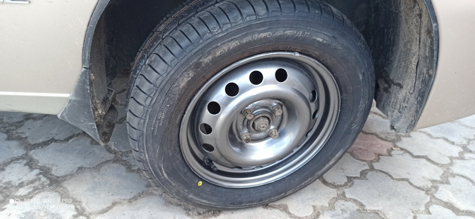 Передня гума Toyo Tranpath mpZ 4