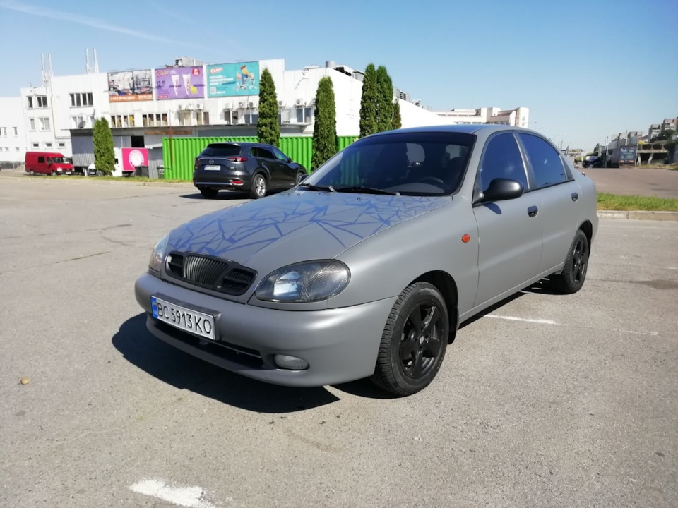 Оклеїв плівкою. 3