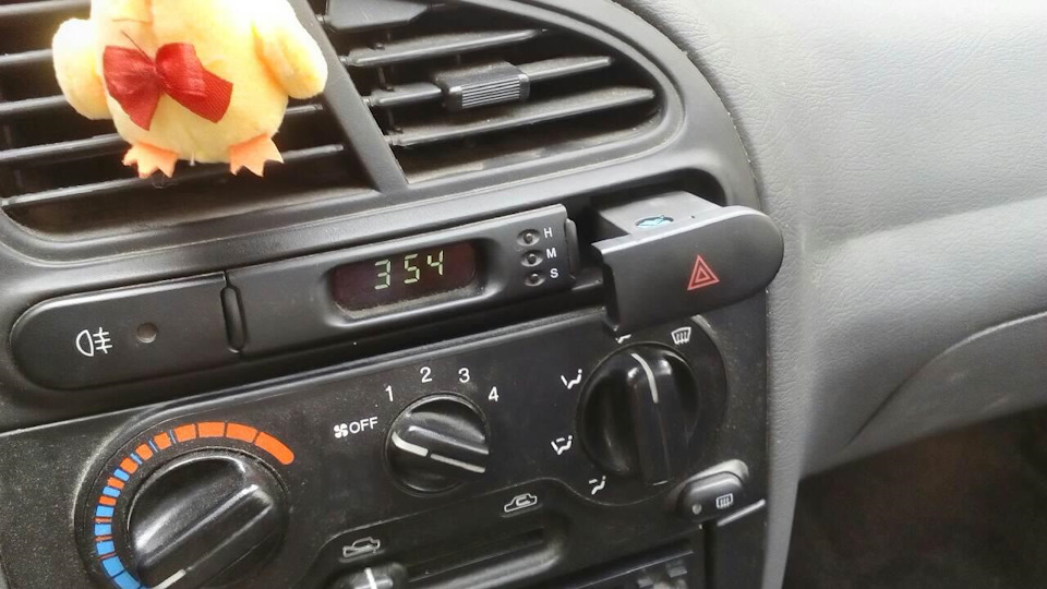 Питання зникли повороти та аварійка. Вирішено 1