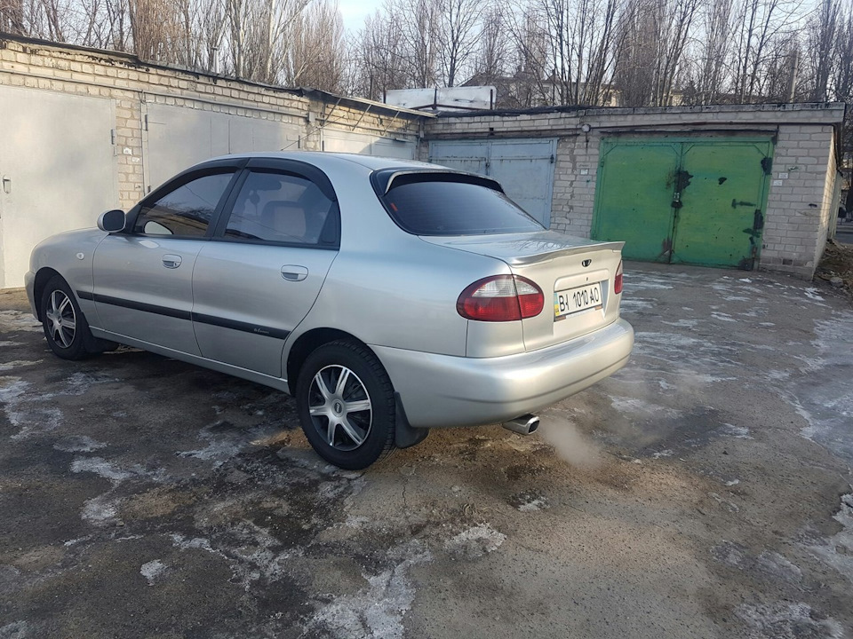 Помив машинку в старому році)) 2