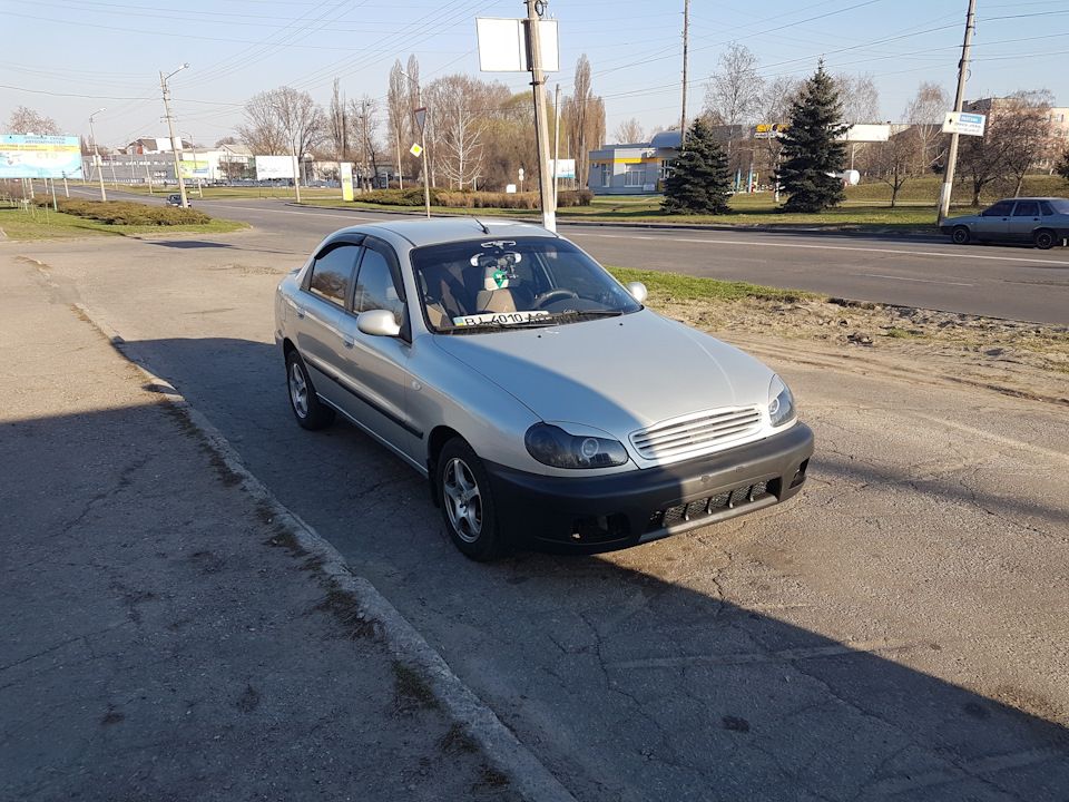 Прикладка бампера Lanos Sport 4