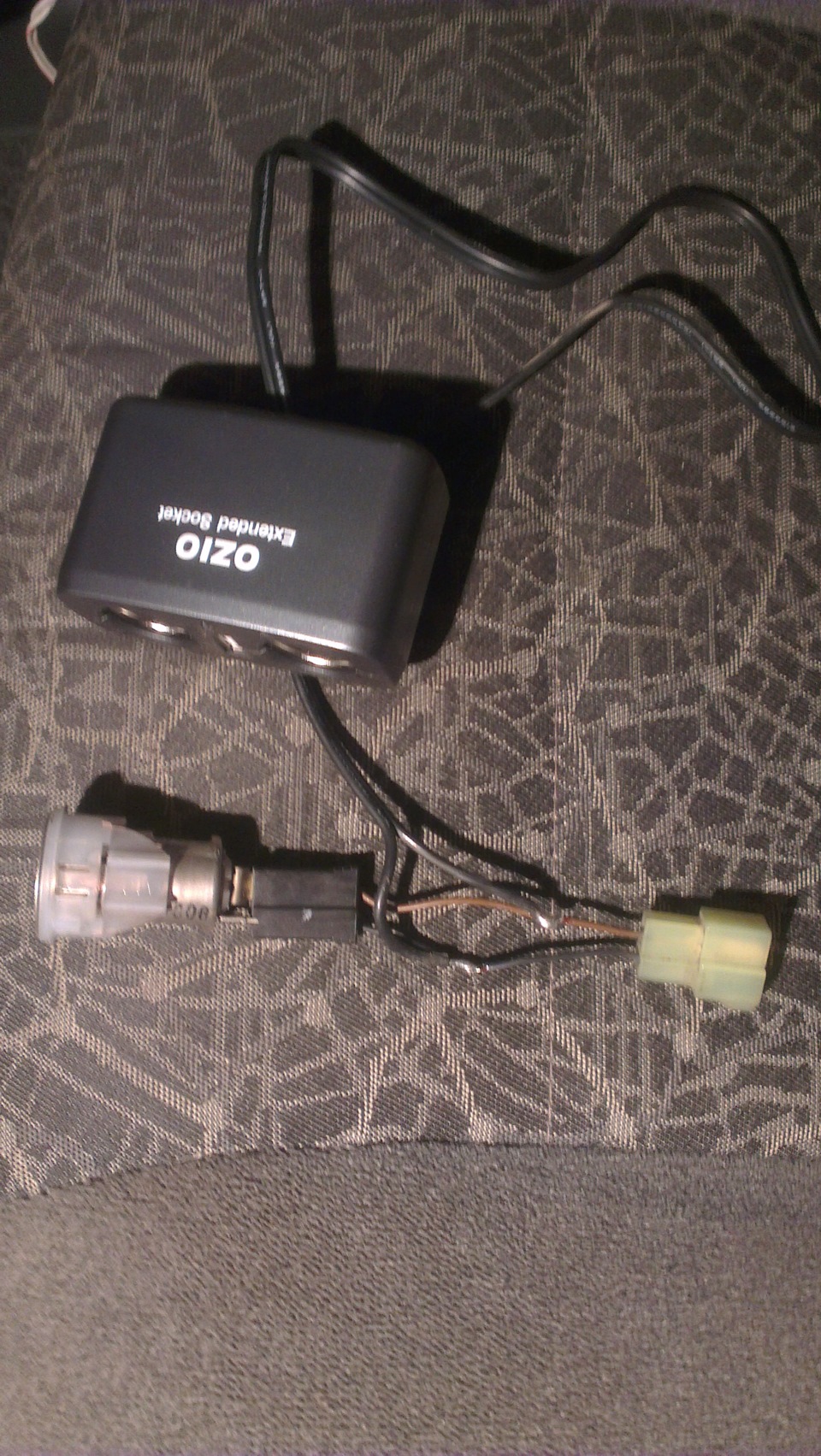 Установка GPS-навигато Pioneer 3