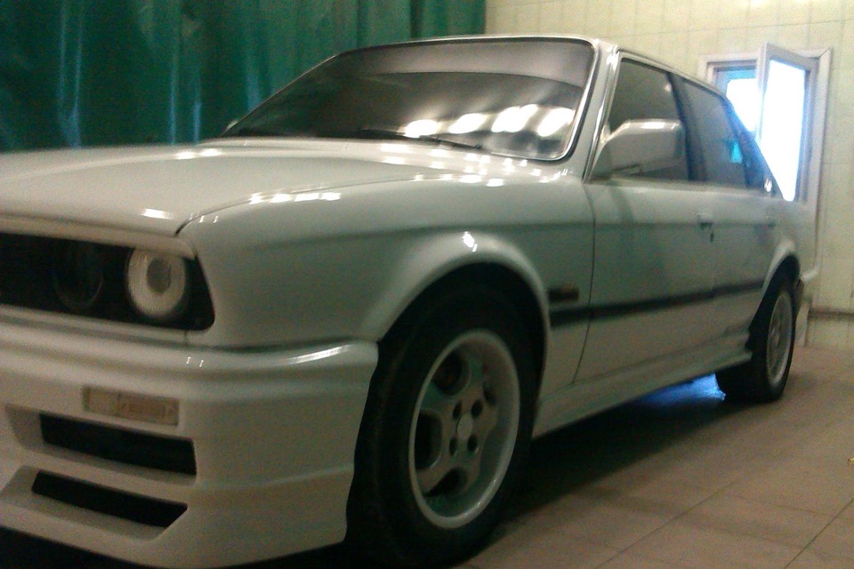 БМВ е30 2.3 5