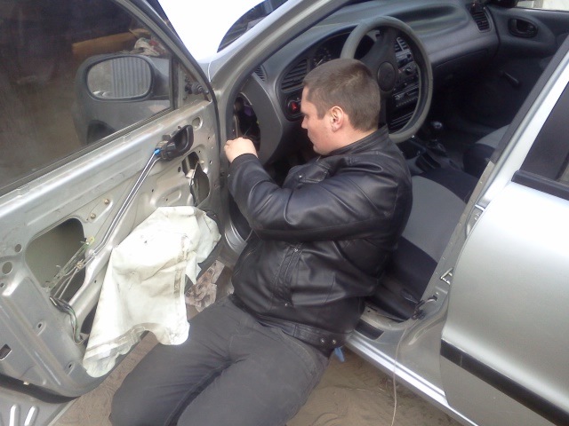 Ну нарешті з'явився звук у машині) 1