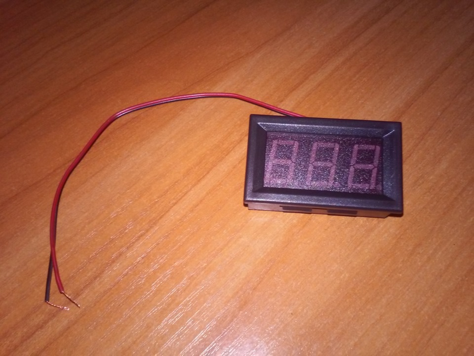 вольтметр 1